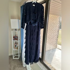 Formal navy blue size 22W like new dress